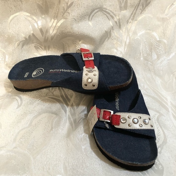 EuroWellness Balance White & Red Denim Slip Ons - Picture 1 of 9